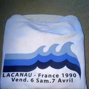 BRANDY MELVILLE FRENCH SHIRT